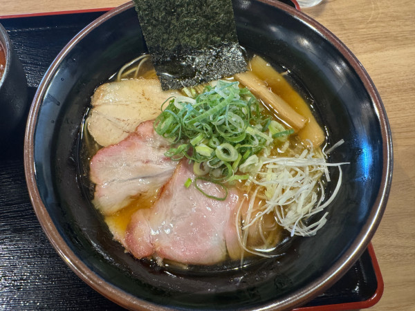 「限定1 あごだしラーメン」@麺屋 隆志の写真