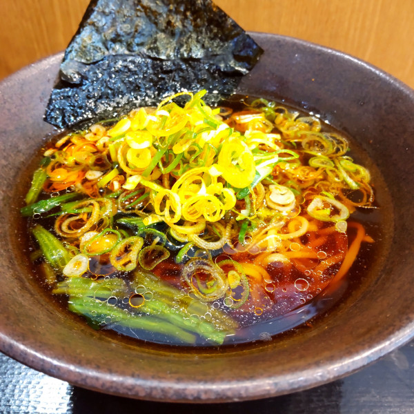 「中華そば（￥540）＋薬味ねぎ（クーポン）」@ゆで太郎 戸田新曽南店の写真