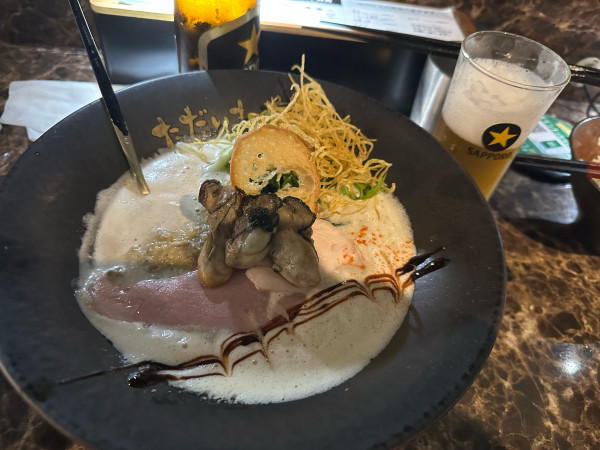 「極濃牡蠣ラーメン」@ただいま、変身中。の写真
