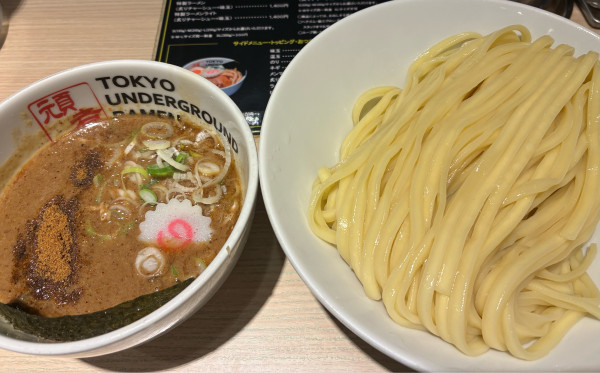「つけ麺（濃厚）1050円」@TOKYO UNDER GROUND RAMEN 頑者の写真