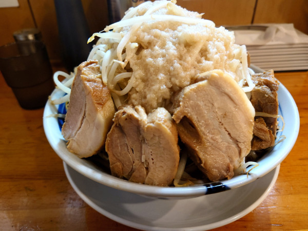 「チャーシュー麺大盛り  全マシ」@連の写真