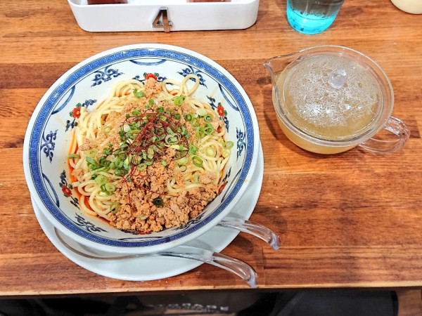 「汁なし担々麺 (牡蠣スープ付き)」@無冠 阿佐ヶ谷の写真