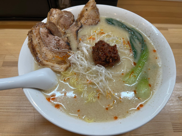 「塩担々麺＋大盛り＋チャーシュー」@麺屋ソルトの写真