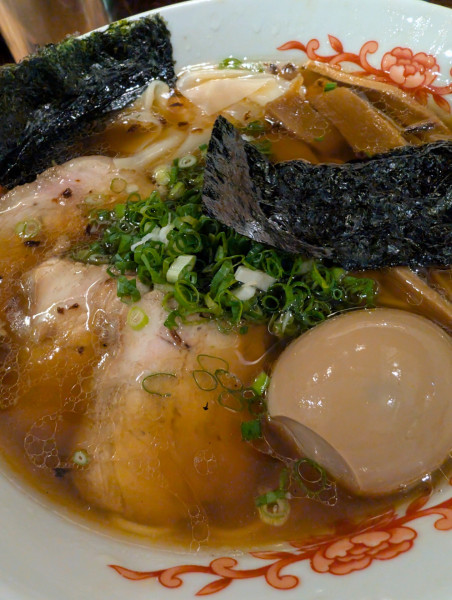 「○得醤油ソバ」@ラーメン専門店 なんぞの写真