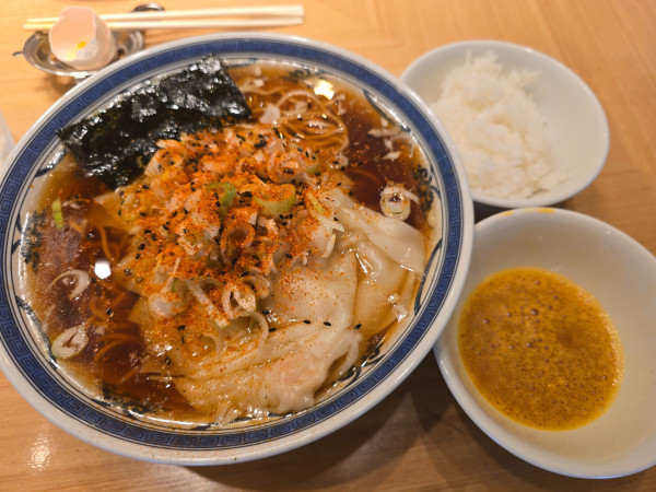 「朝らー専用ワンタン中華そば(ワンタン5個入り)・朝らー専用大」@つじ田 東陽町店の写真