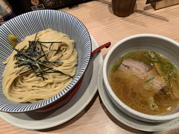 「淡麗塩つけ麺」@鯛塩そば 灯花 ペリエ千葉店の写真