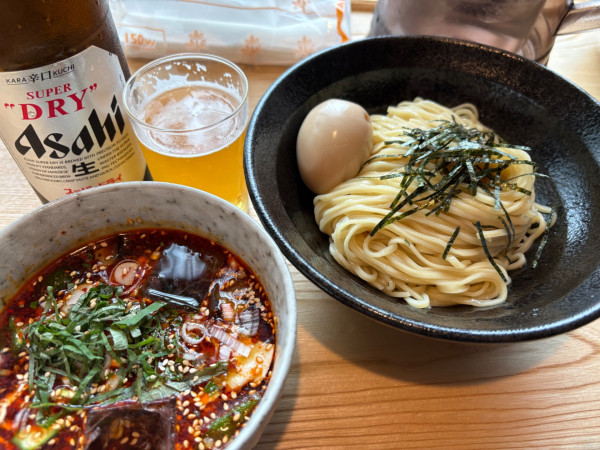 「【限定】夏野菜と豚バラの冷たいピリ辛つけ麺1100円」@こまつ中華蕎麦の写真