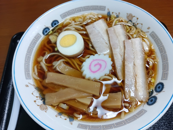 「らーめん・麺カタめ+etc」@中華そば 下連雀の写真