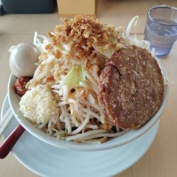 汁なし大ラーメン