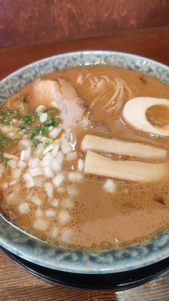 「豚骨醤油ラーメン」@古式ラーメン 鶴亀の写真