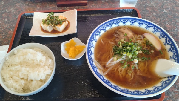 「しょうゆラーメン」@中国料理 駒の写真