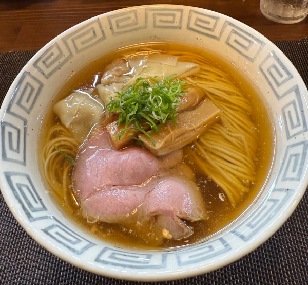 「dashi わんたん塩そば  ！」@鈴鳴食堂 三番館の写真