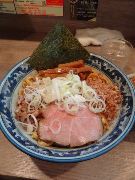「油そば1050円 ミニ刻みチャー丼330円」@兎に角 松戸店の写真