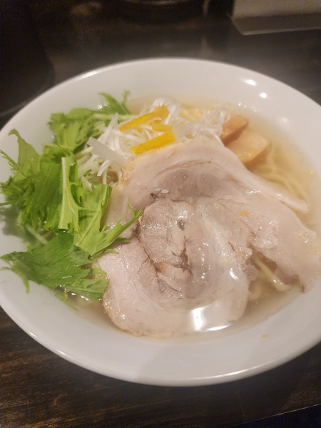 「柚子しおラーメン」@麺や なかじの写真