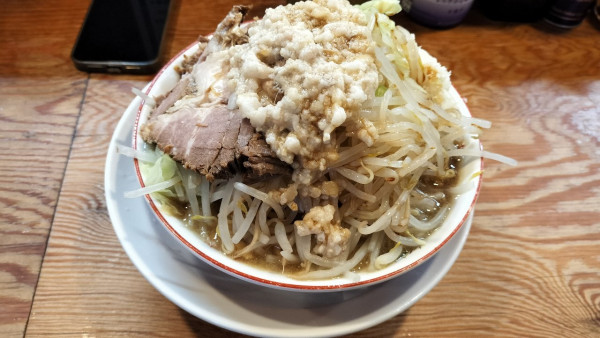 「小豚ざむらい醤油200g　1200円」@替玉無双 豚ざむらいの写真