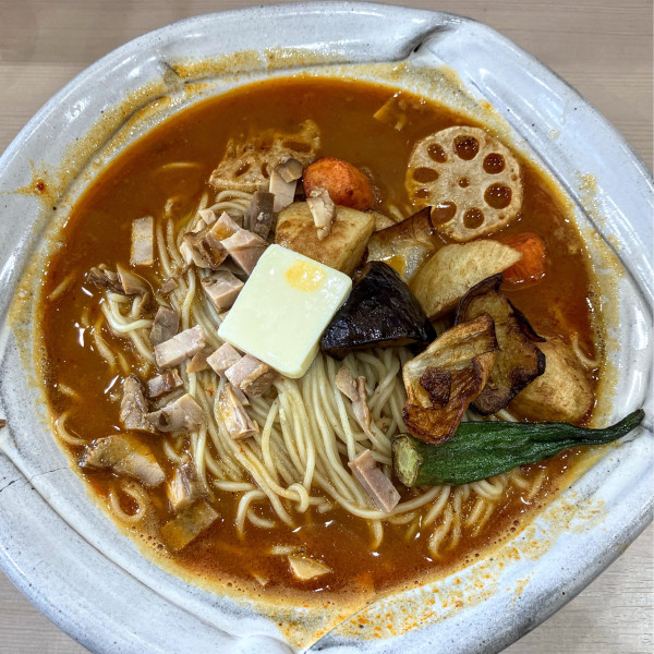 「鶏白湯スープカレー麺1080円」@鶏白湯専門店 つけ麺 まるや 千葉八千代米本店の写真