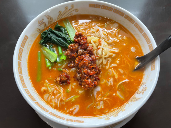 「坦々麺　￥７８０」@中華料理 栄徳の写真