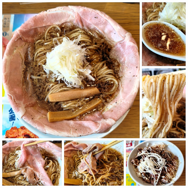「衝動(チャーシュー５枚)　1000円」@ラーメン大戦争 神田店の写真