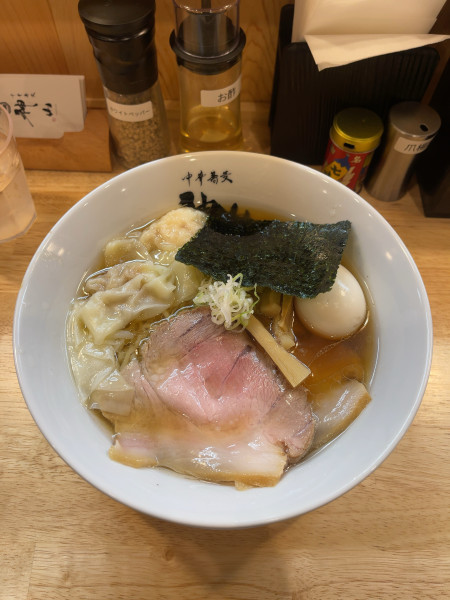 「特製醤油そば（1350円）」@中華蕎麦 神山の写真