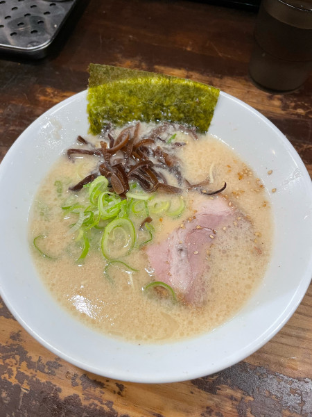 「ラーメン（醤油） 700円」@四十三代目 哲麺 入間宮寺店の写真