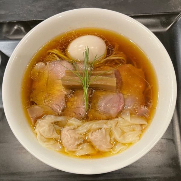 「特製鶏そば」@らぁ麺 やまぐちの写真