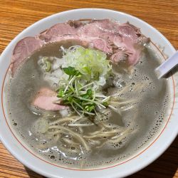 特濃ニボそば 990円