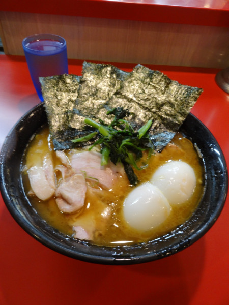 「中盛チャーシュー1190円硬濃 白玉W20円」@家系総本山 ラーメン吉村家の写真