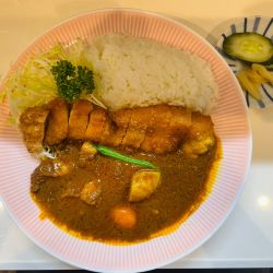 リッチなカツカレー、辛口