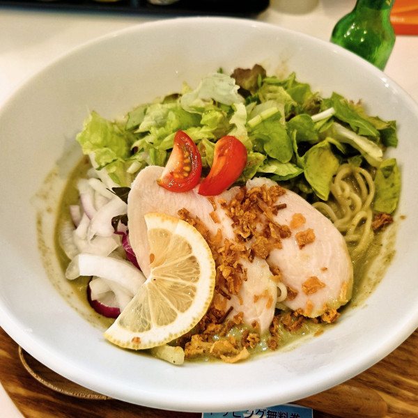 「冷製グリーンエスニック＋追い飯」@まぜそば モダンの写真