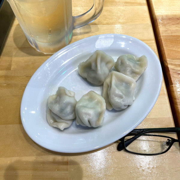 「水餃子5個」@餃子 小籠包 福包酒場 鶴見店の写真