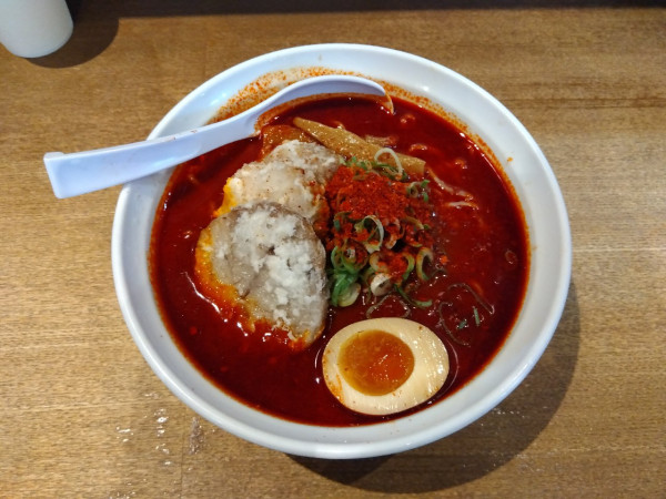 「デビルドラゴン　激辛　中盛」@Dragon Noodle's ドラゴンラーメンの写真