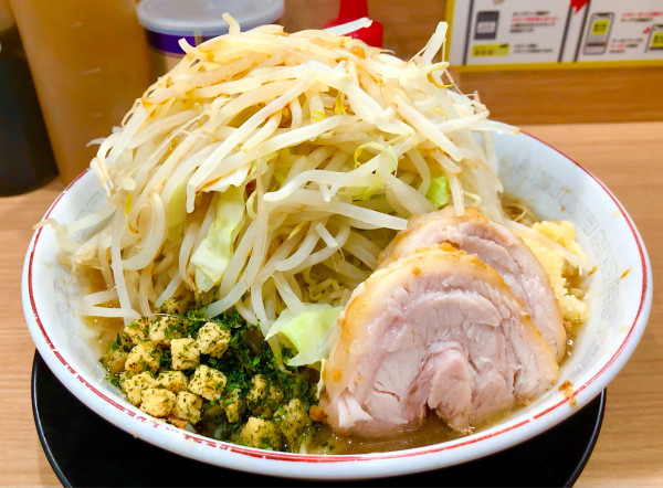 「小ラーメン　1000円」@ラーメン豚山 金沢文庫店の写真