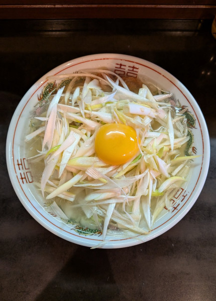 「新.けん太そば 塩ver + 白ねぎ + 生たまご」@中華そば 春ちゃんの写真