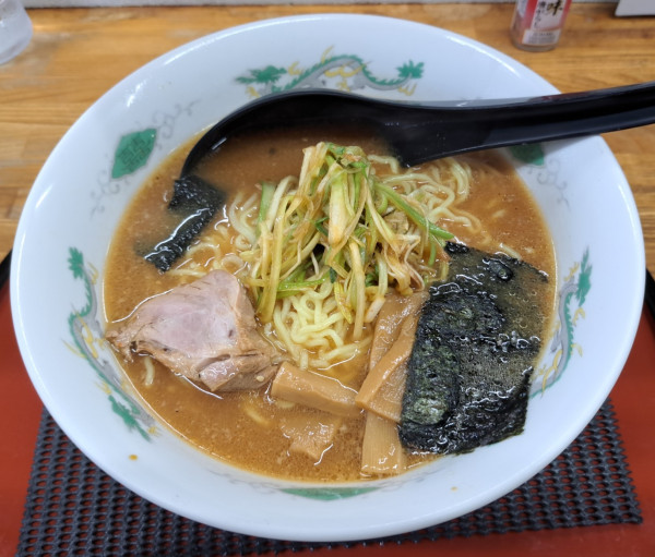 「みそラーメン900円」@らーめん賢の写真