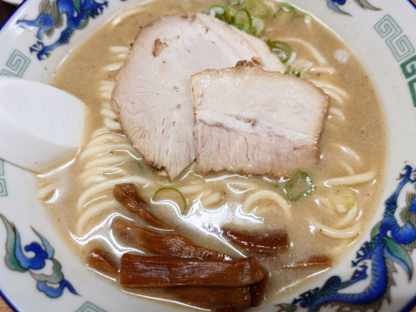 「こく煮干しラーメン」@長尾中華そば 青森駅前店の写真
