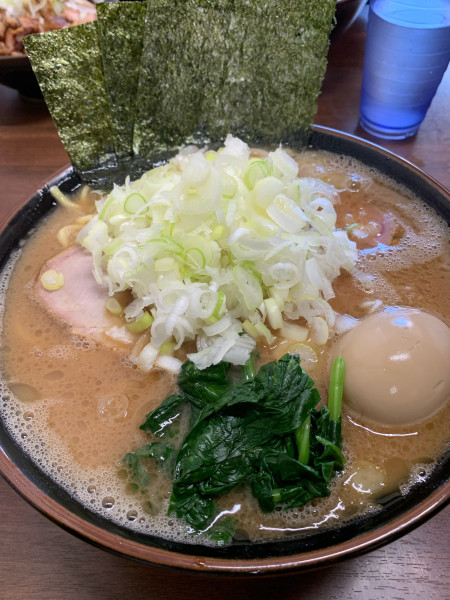 「チャーシューメン中(味付玉子薬味ﾈｷﾞ)」@横浜ラーメン 真砂家の写真