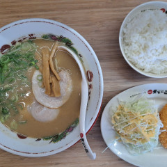 天下一品 四国中央店の写真