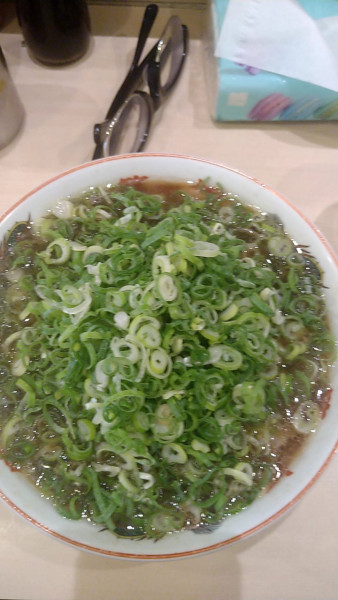 「ラーメン+九条ネギ」@本家 第一旭 神保町店の写真