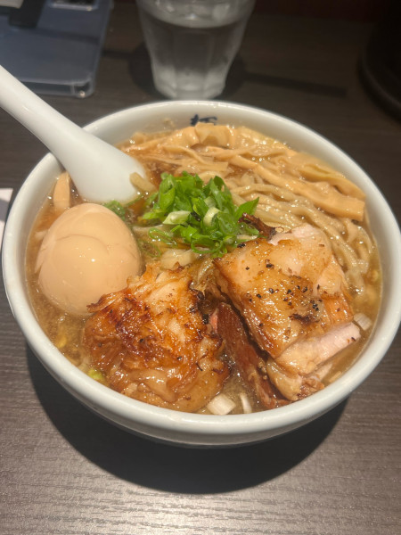 「ラーメン」@麺屋武蔵 虎嘯の写真