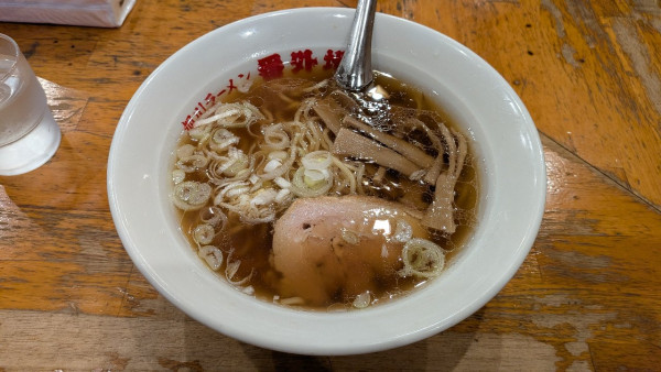 「正油ラーメン¥900」@旭川ラーメン 番外地 赤羽店の写真