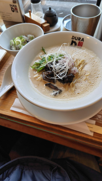 「鶏白湯soba白(ブラック飯セット)」@DURA麺TEの写真