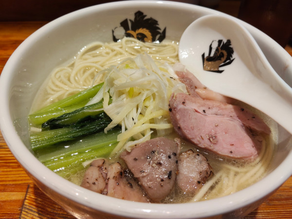 「塩生姜鴨中華そば」@満鶏軒の写真