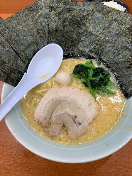「ラーメン　醤油味　860円」@魂心家 福山駅家店の写真