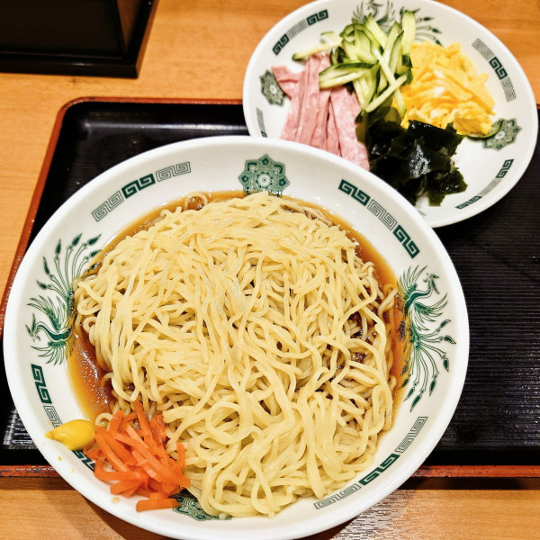 「黒酢しょうゆ冷し麺＋大盛」@日高屋 南流山店の写真