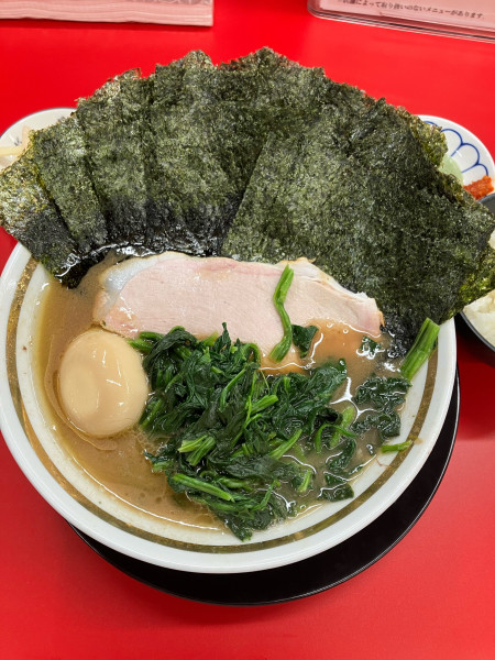 「直伝ラーメン」@王道家直伝との丸家 伊勢崎店の写真