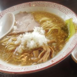 こってり醤油ラーメン&激辛とうがらし