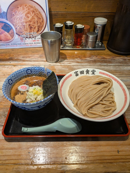 「濃厚つけ麺（中）」@松戸中華そば 富田食堂の写真