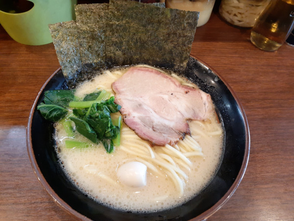 「塩ラーメン」@横浜家系ラーメン 大岡家 鶴川店の写真