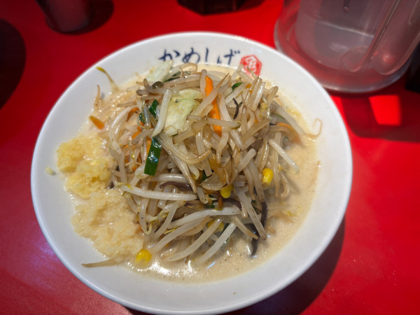 「濃厚たんめん」@濃厚タンメン かめしげの写真