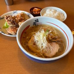 塩ラーメン唐揚げセット